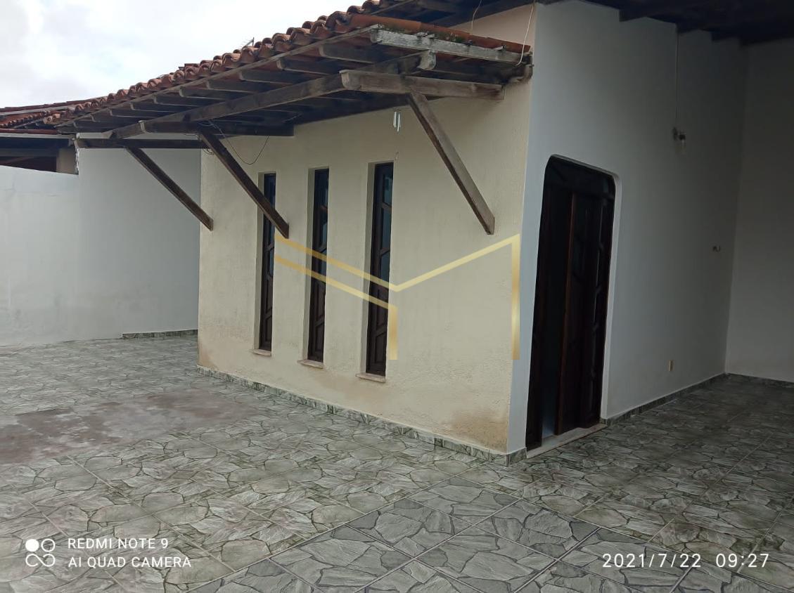 Casa à venda com 3 quartos, 120m² - Foto 2