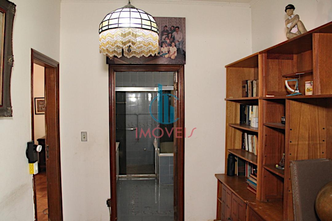 Casa à venda com 3 quartos, 421m² - Foto 17