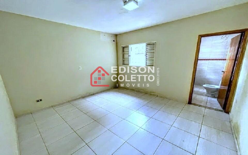 Casa à venda com 2 quartos, 120m² - Foto 4