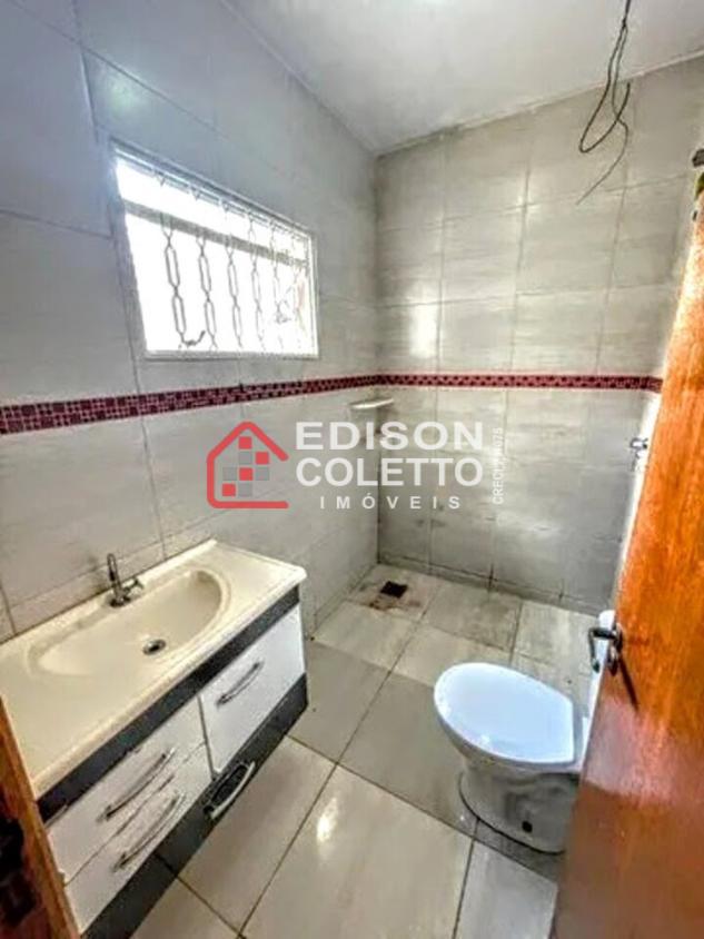 Casa à venda com 2 quartos, 120m² - Foto 5