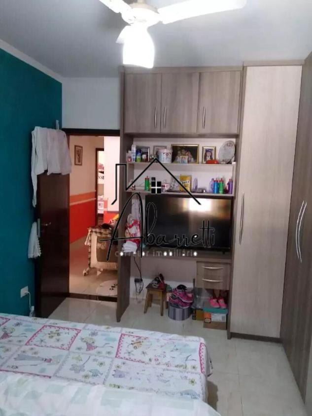 Casa à venda com 5 quartos, 230m² - Foto 26