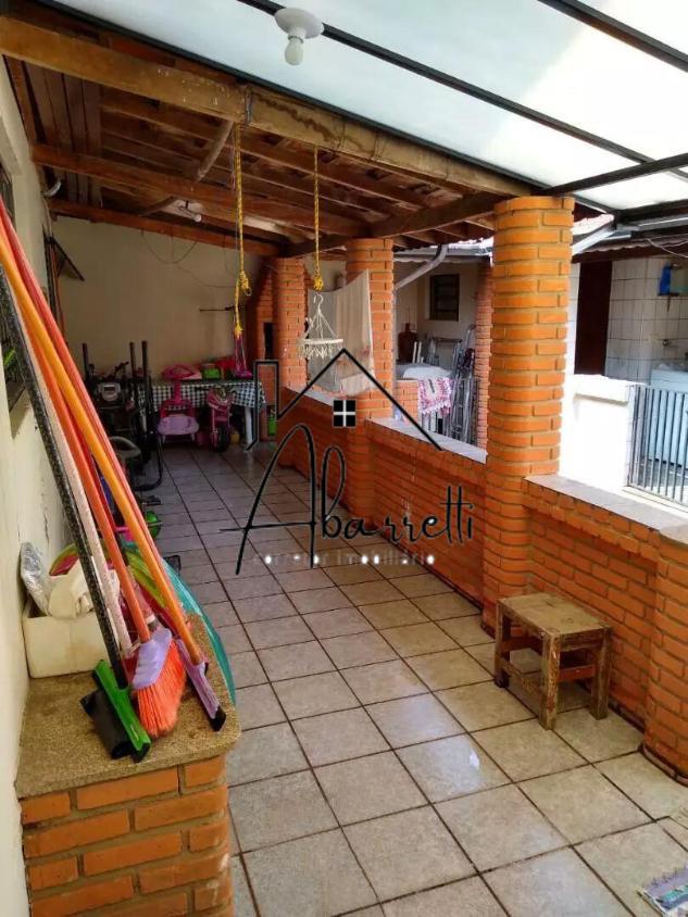 Casa à venda com 5 quartos, 230m² - Foto 18