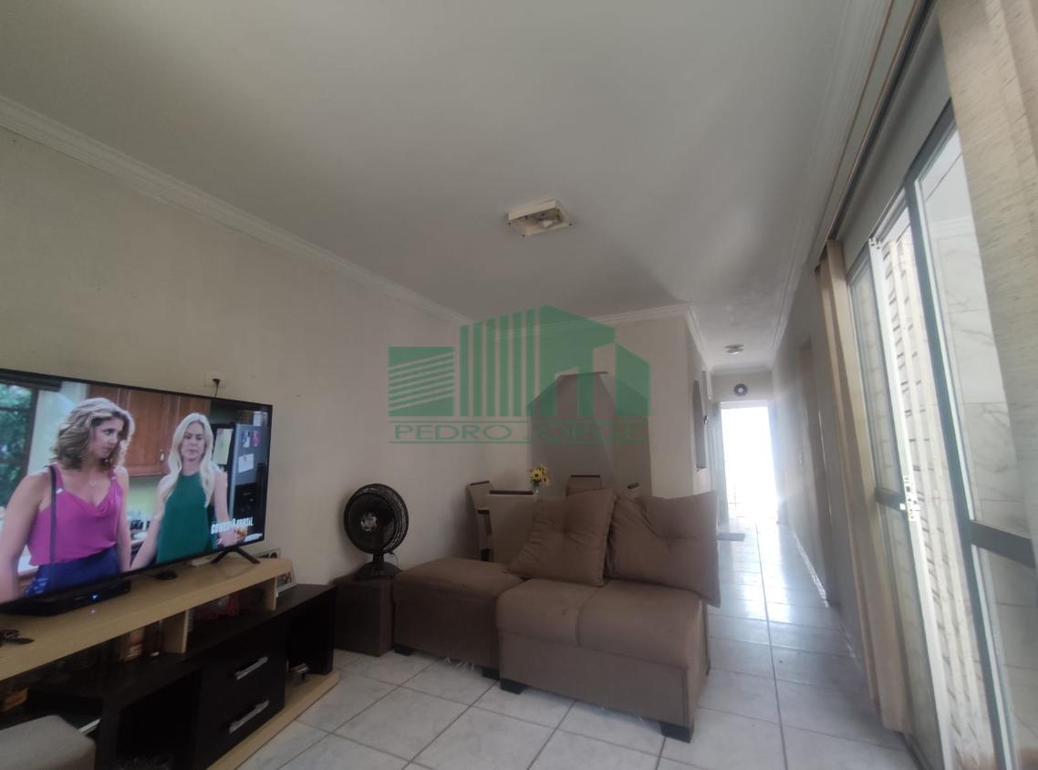 Casa à venda com 4 quartos, 100m² - Foto 5