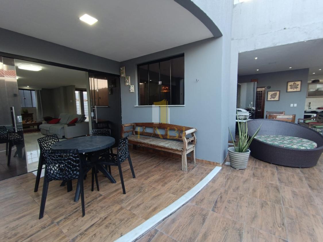 Casa à venda com 4 quartos, 400m² - Foto 64