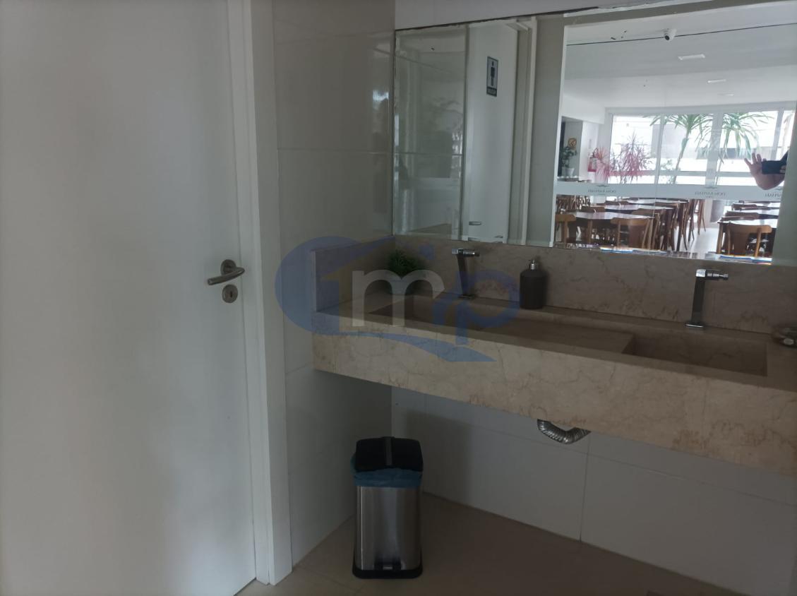 Apartamento à venda com 3 quartos, 141m² - Foto 4