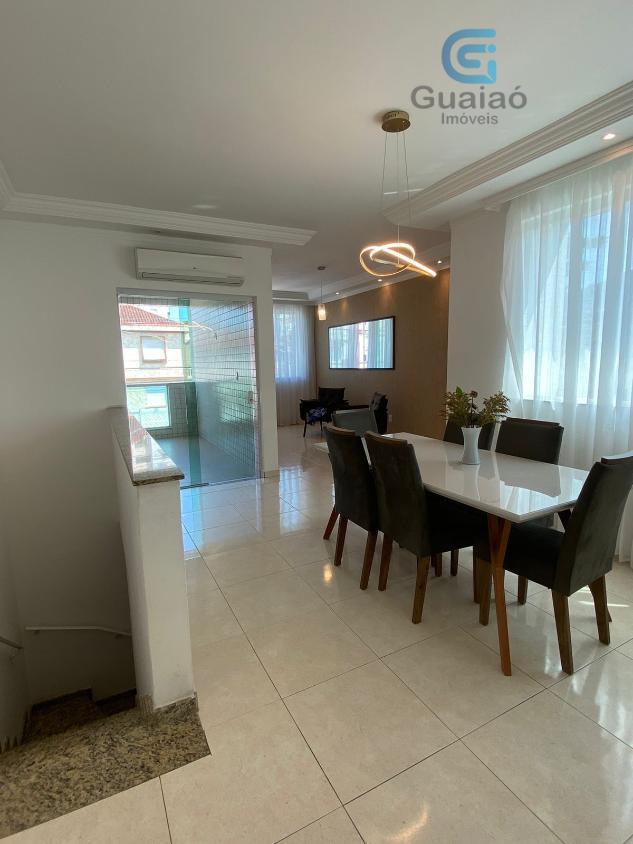 Casa à venda com 3 quartos, 157m² - Foto 2