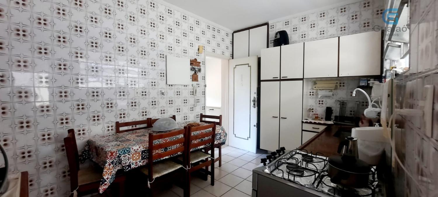 Apartamento à venda com 2 quartos, 85m² - Foto 11