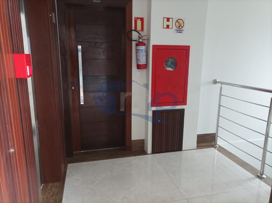 Apartamento à venda com 1 quarto, 41m² - Foto 18