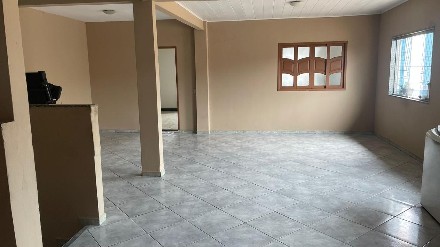 Casa à venda com 2 quartos, 170m² - Foto 3