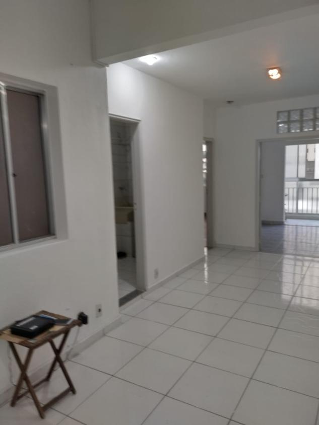 Apartamento à venda com 3 quartos, 119m² - Foto 2