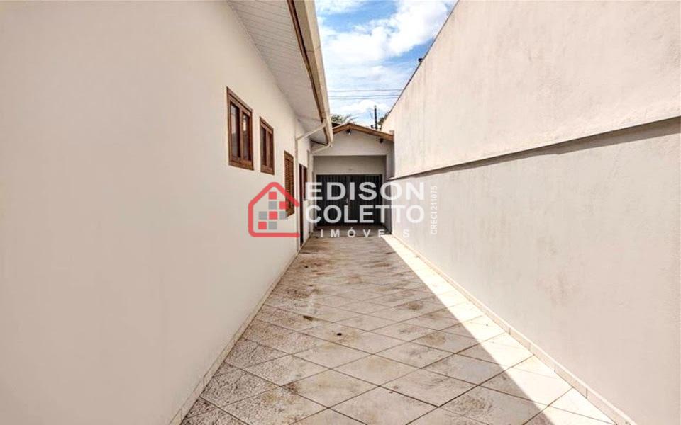 Casa à venda com 3 quartos, 198m² - Foto 20