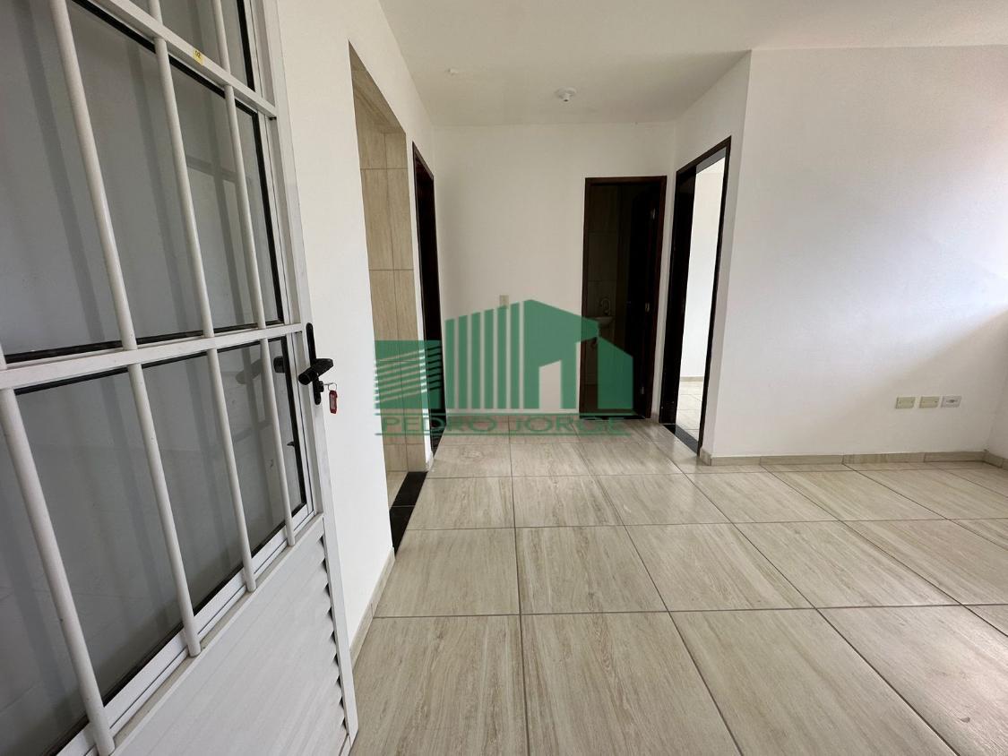 Casa à venda com 2 quartos, 46m² - Foto 4