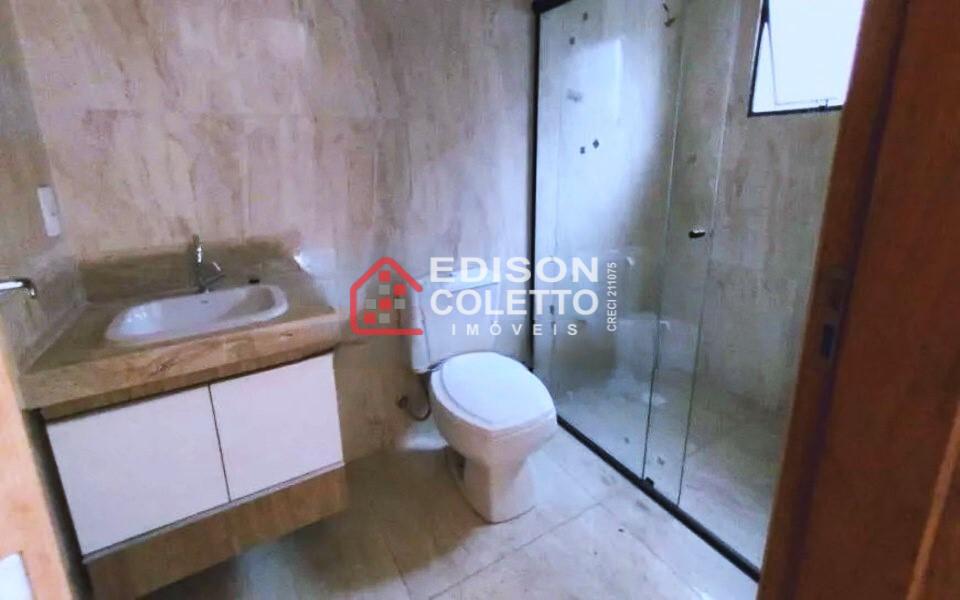 Casa à venda com 2 quartos, 102m² - Foto 11