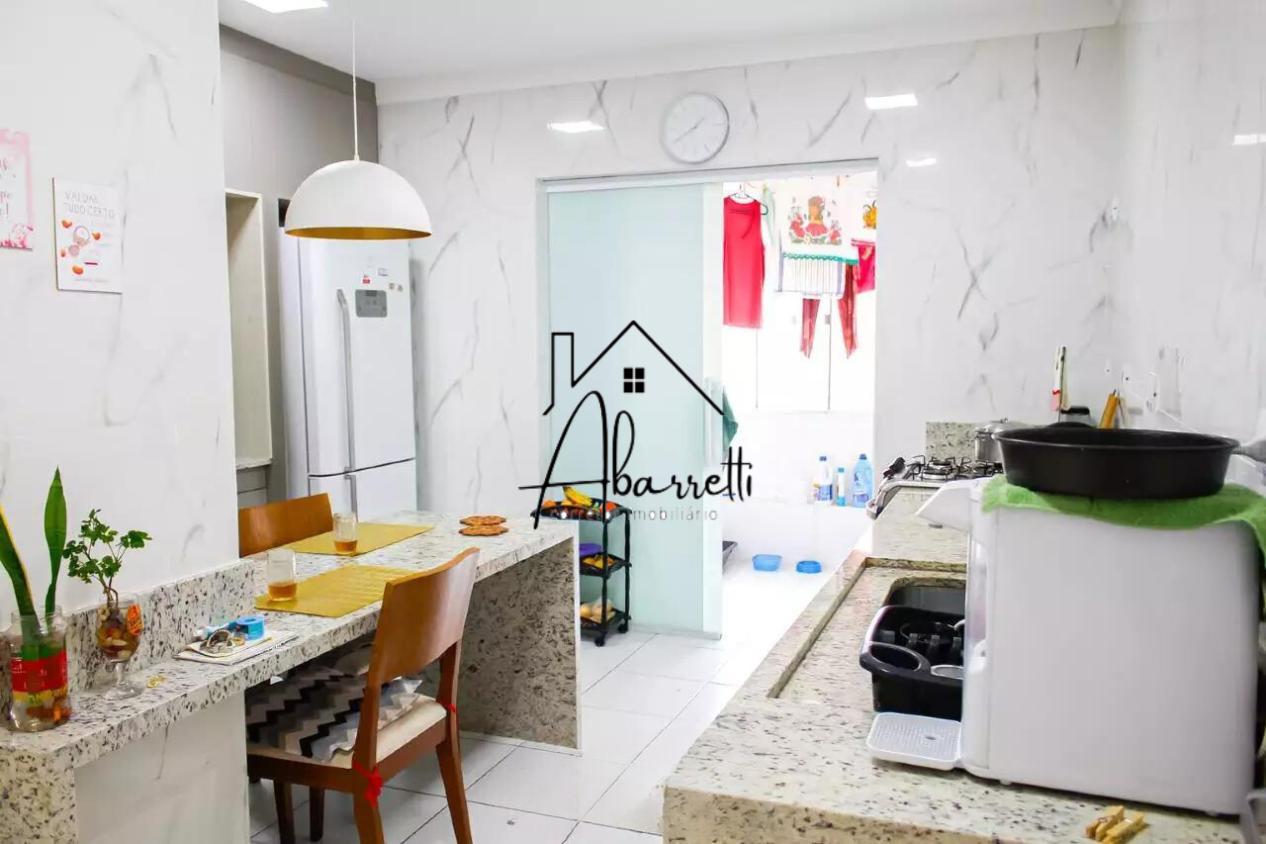 Apartamento à venda com 3 quartos, 156m² - Foto 6