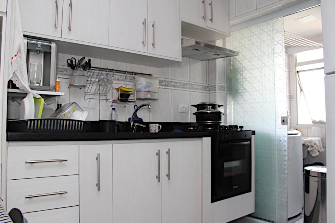 Apartamento à venda com 2 quartos, 60m² - Foto 18