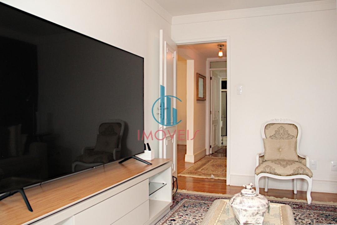 Apartamento à venda com 3 quartos, 220m² - Foto 7