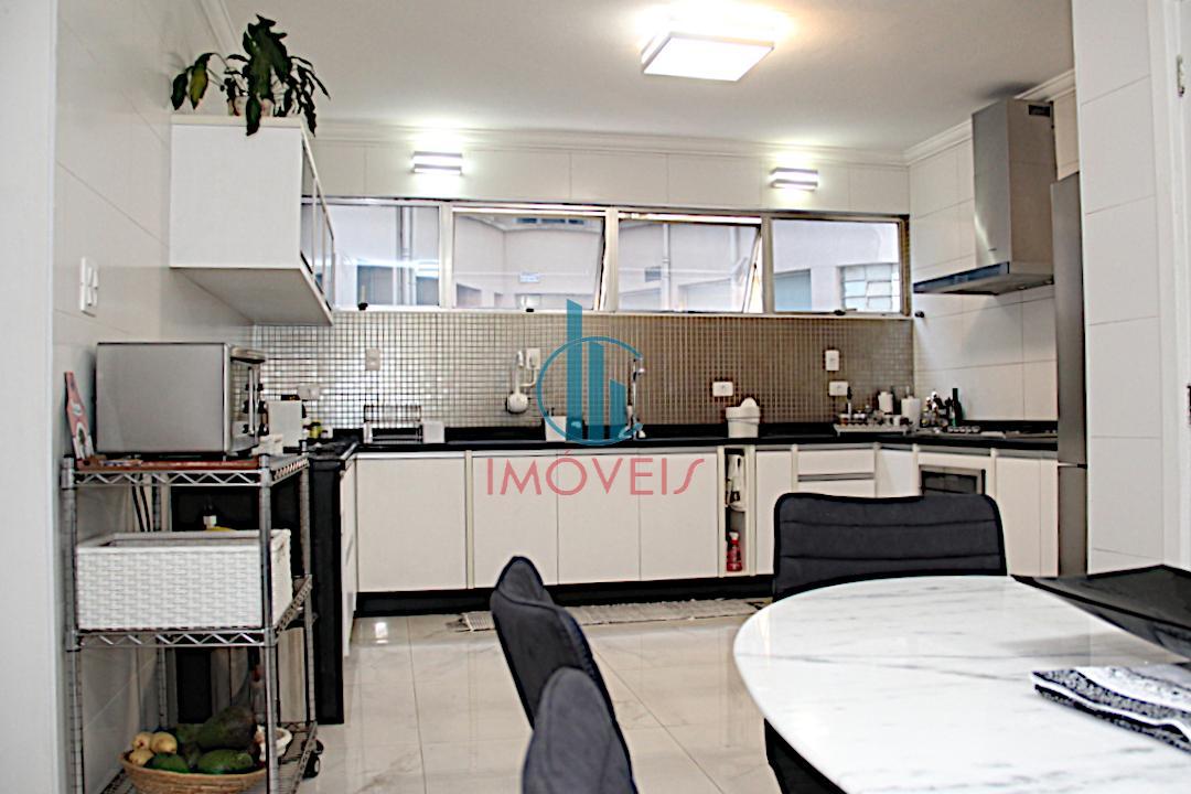 Apartamento à venda com 3 quartos, 220m² - Foto 20