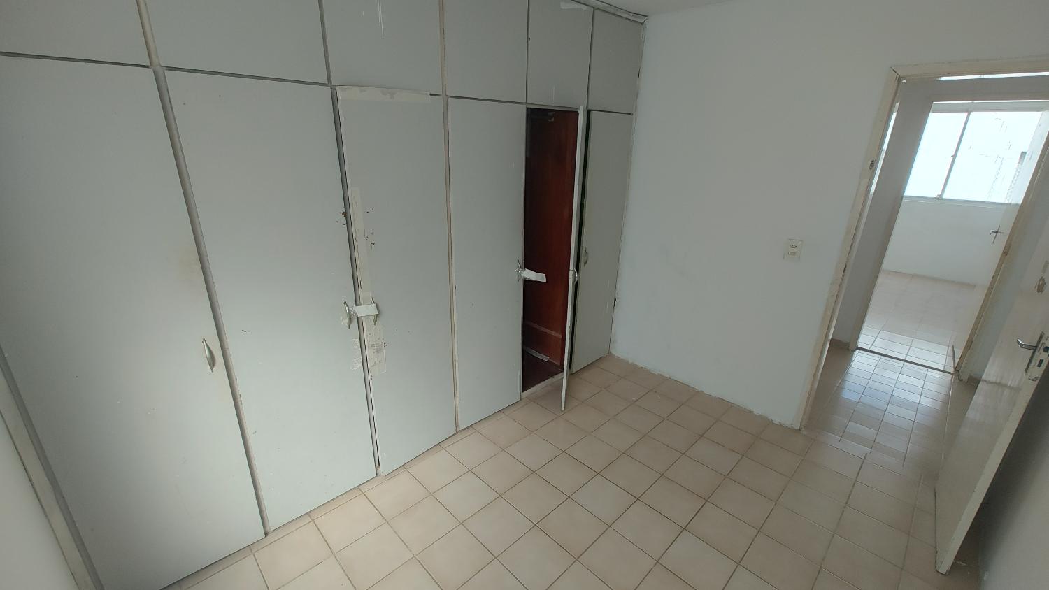 Apartamento à venda com 2 quartos, 80m² - Foto 7