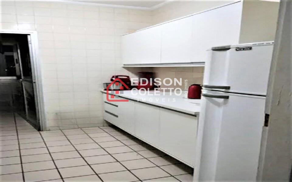 Apartamento à venda com 3 quartos, 74m² - Foto 1