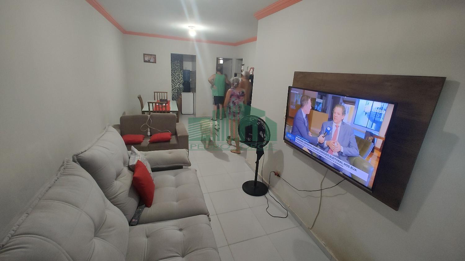 Casa à venda com 2 quartos, 80m² - Foto 6