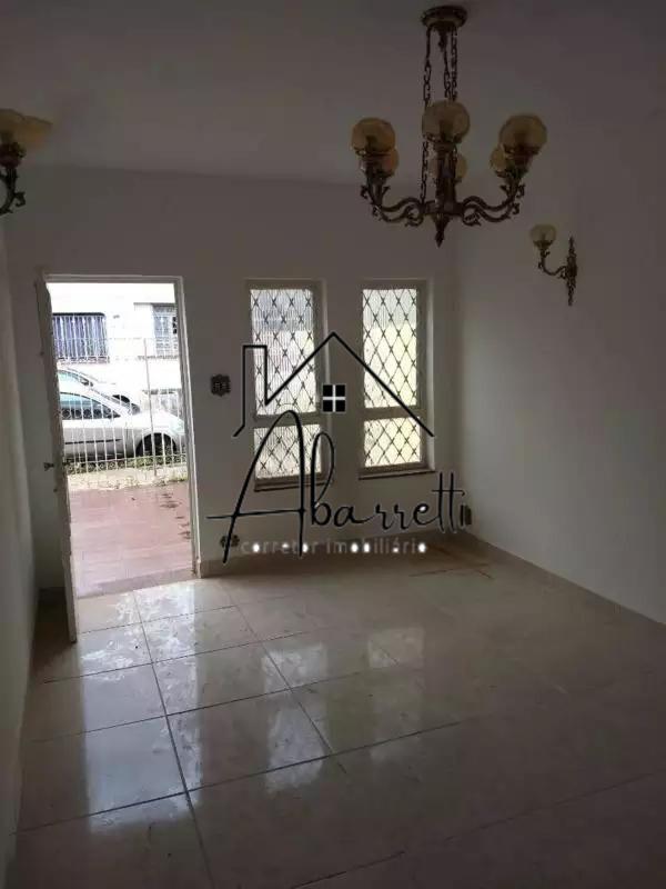 Casa à venda com 3 quartos, 188m² - Foto 2