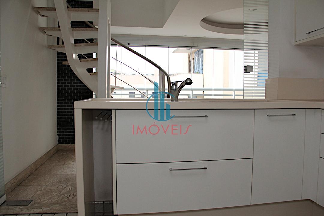 Apartamento à venda com 4 quartos, 230m² - Foto 14