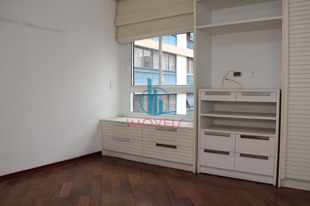 Apartamento à venda com 4 quartos, 230m² - Foto 22