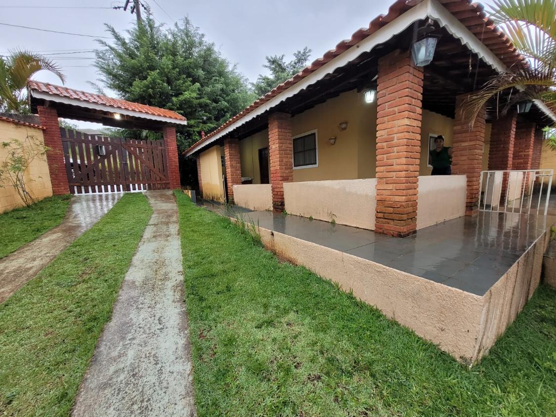 Fazenda à venda com 2 quartos, 1100m² - Foto 2