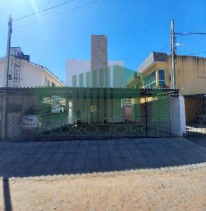 Casa à venda com 3 quartos, 80m² - Foto 8