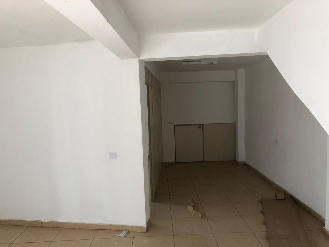 Depósito-Galpão-Armazém para alugar, 500m² - Foto 2