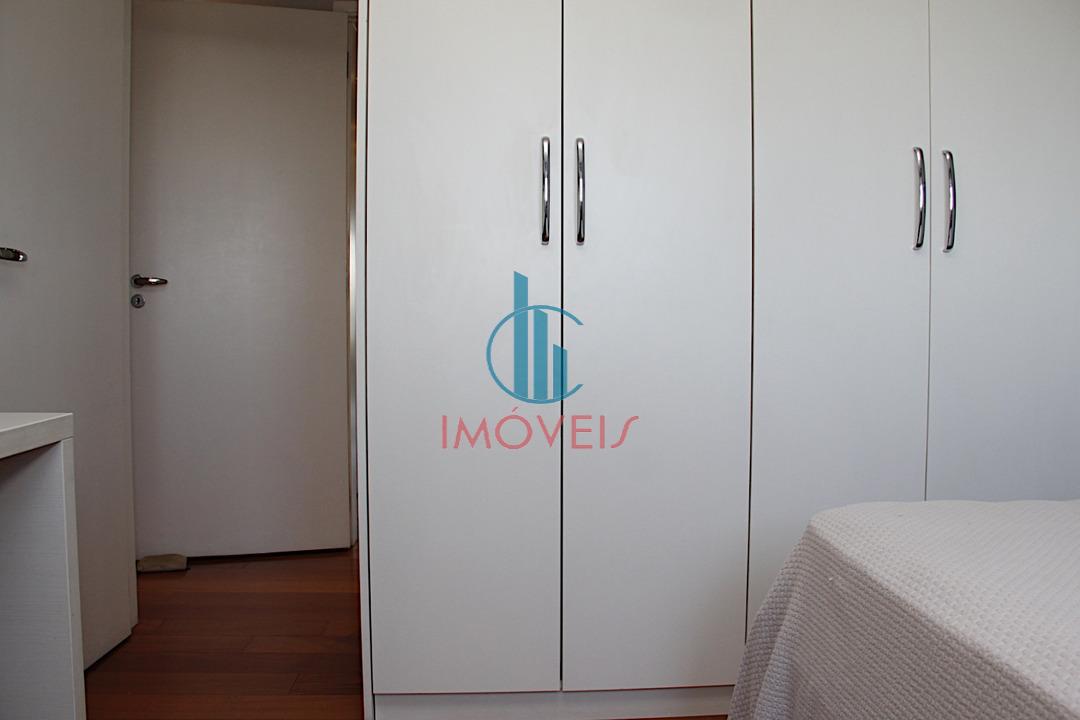 Apartamento à venda com 3 quartos, 181m² - Foto 32