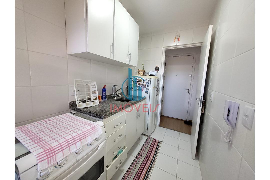 Apartamento à venda com 2 quartos, 49m² - Foto 12