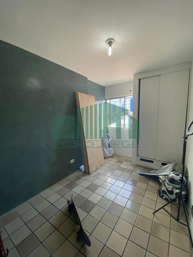 Apartamento à venda com 2 quartos, 80m² - Foto 3