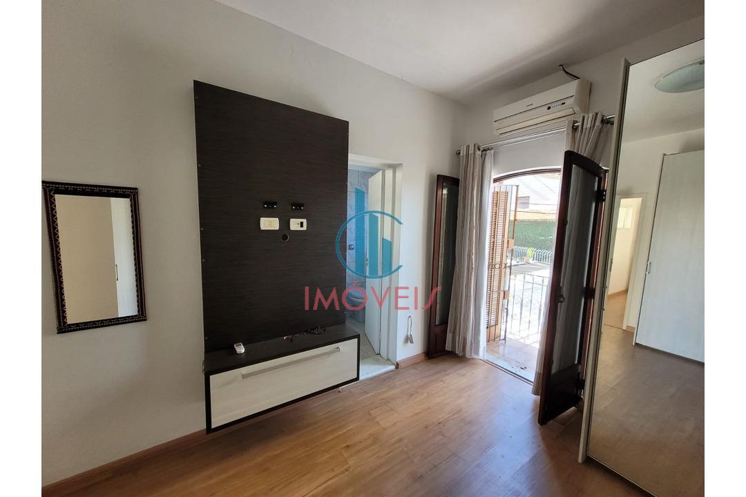 Casa à venda com 4 quartos, 164m² - Foto 17