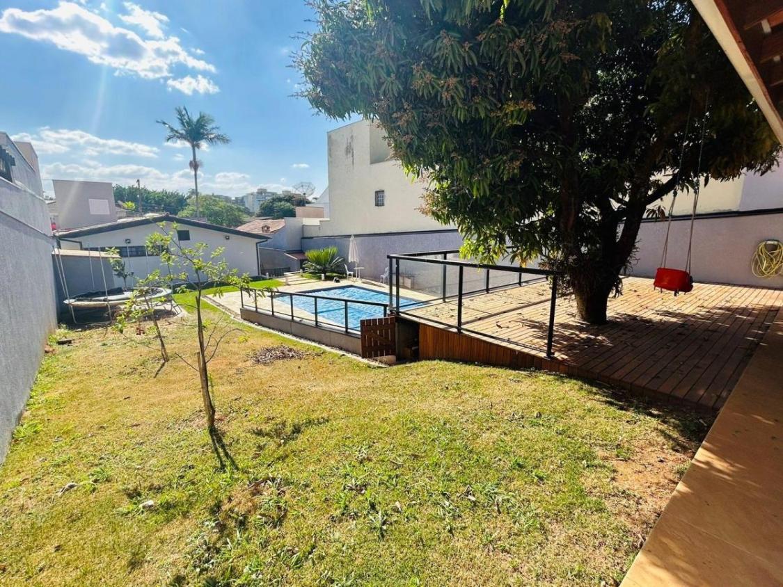 Casa à venda com 4 quartos, 400m² - Foto 11