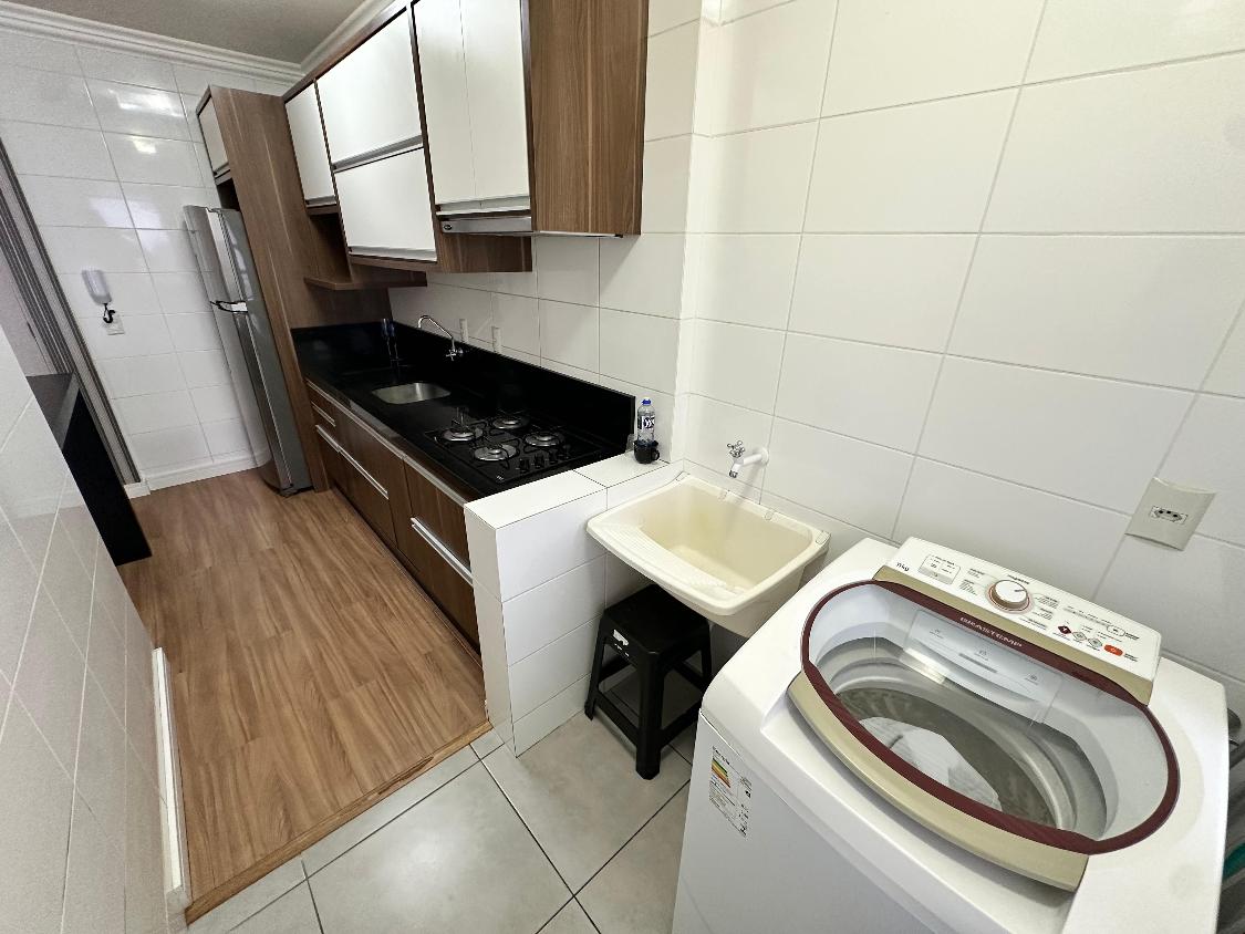 Apartamento à venda com 2 quartos, 70m² - Foto 18