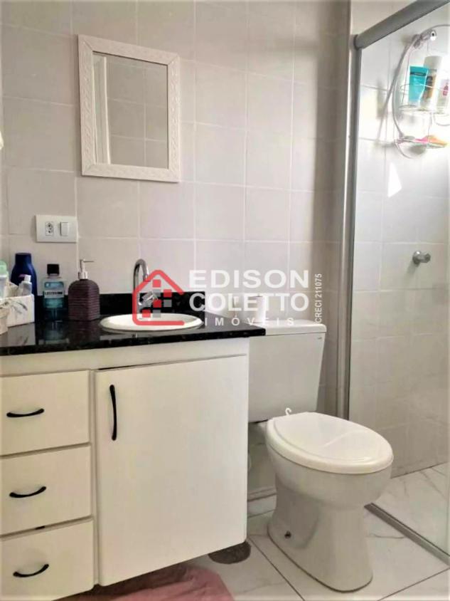 Apartamento à venda com 3 quartos, 75m² - Foto 8