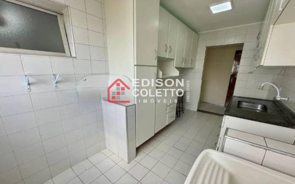 Apartamento à venda com 3 quartos, 75m² - Foto 19