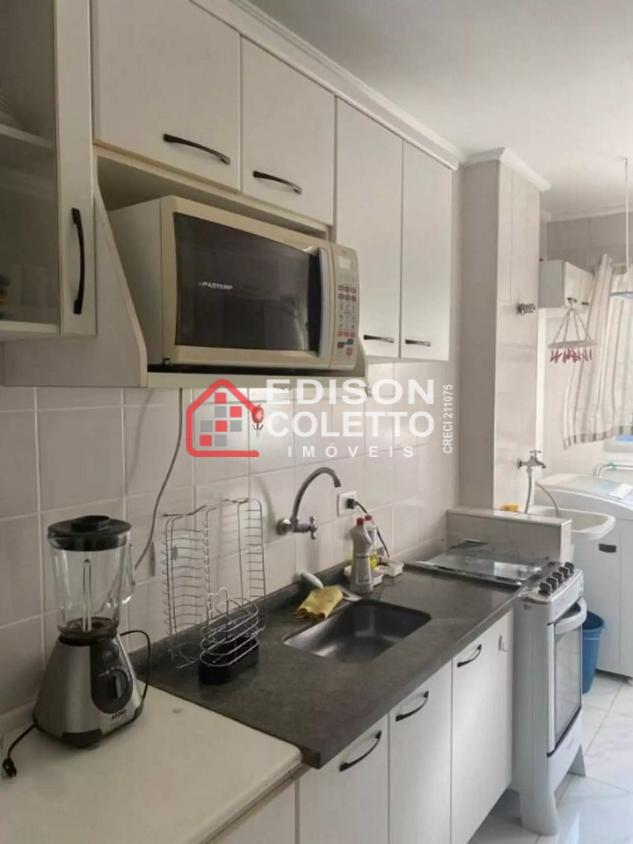 Apartamento à venda com 3 quartos, 75m² - Foto 16