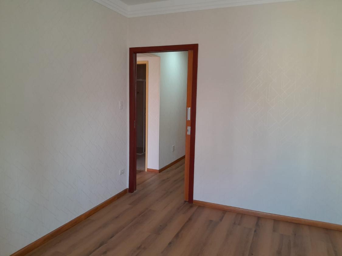 Apartamento à venda com 1 quarto, 60m² - Foto 2