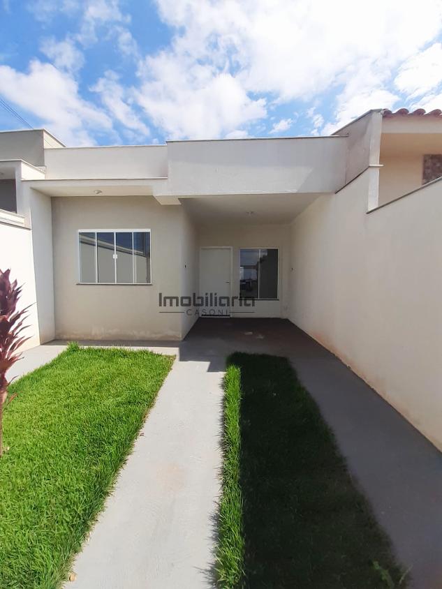 Casa à venda com 2 quartos, 125m² - Foto 1
