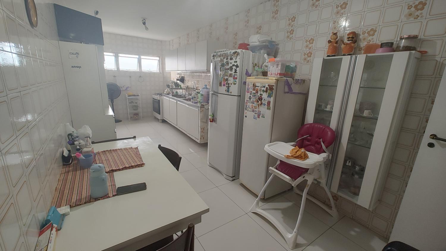 Apartamento à venda com 3 quartos, 135m² - Foto 18