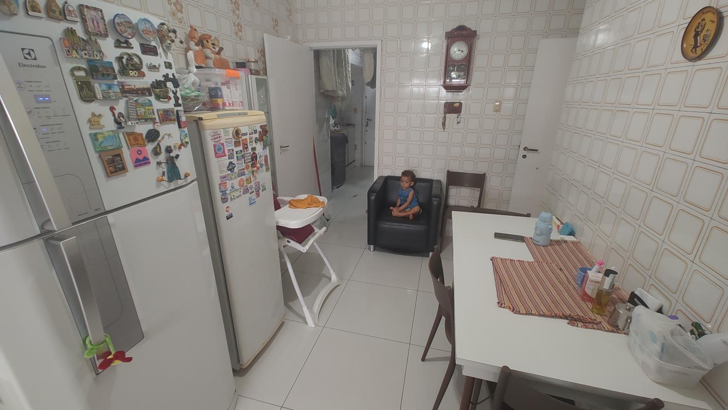 Apartamento à venda com 3 quartos, 135m² - Foto 21