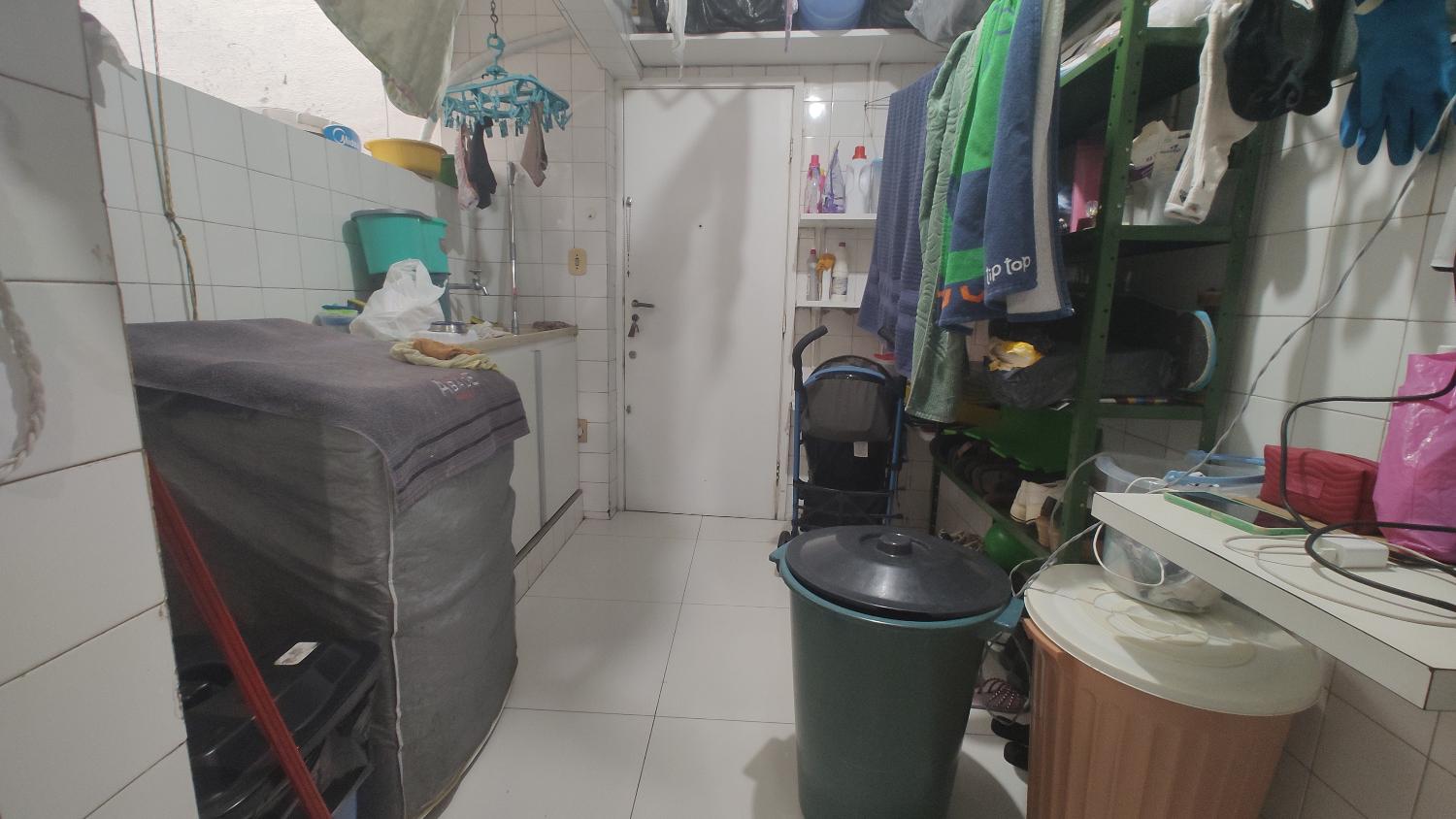 Apartamento à venda com 3 quartos, 135m² - Foto 22