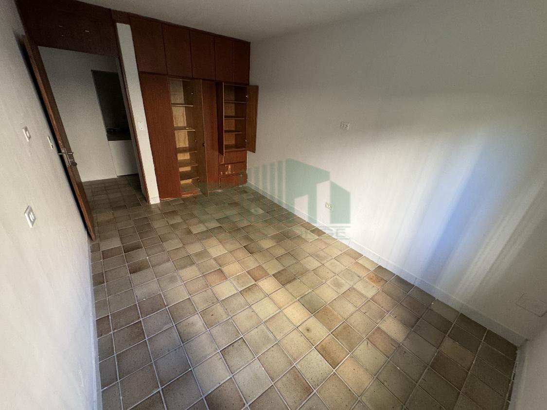 Casa à venda com 3 quartos, 215m² - Foto 15