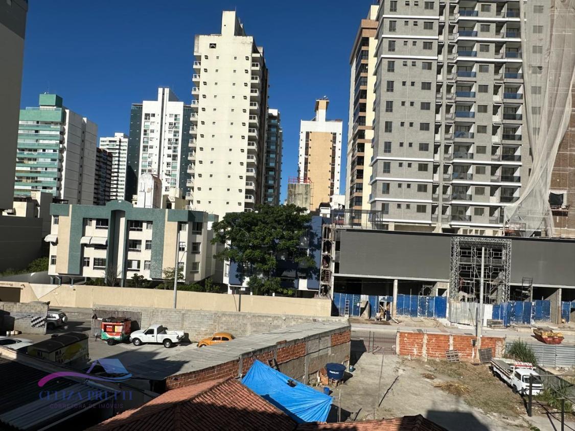 Apartamento à venda com 3 quartos, 74m² - Foto 1