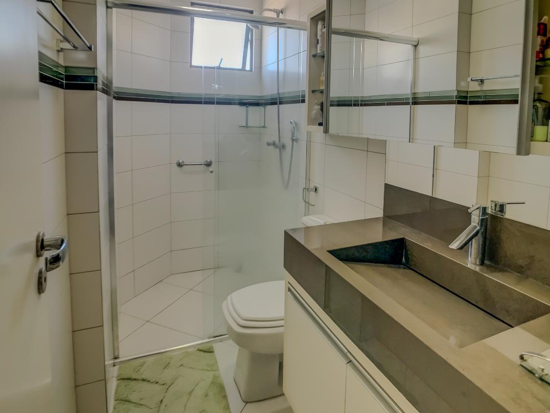 Apartamento à venda com 3 quartos, 95m² - Foto 4