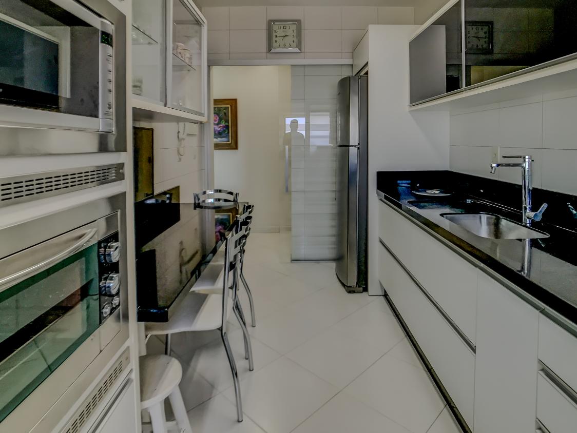 Apartamento à venda com 3 quartos, 95m² - Foto 21