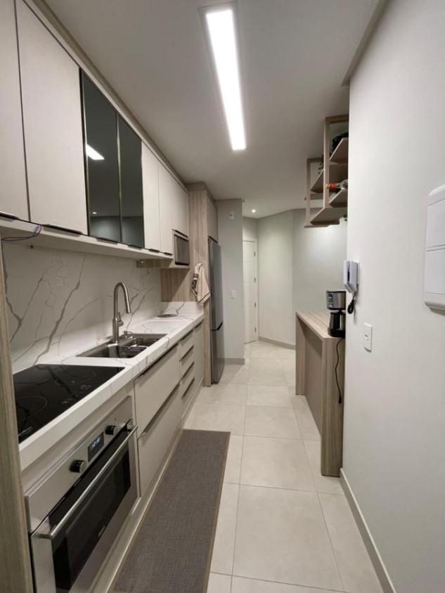 Apartamento à venda com 2 quartos, 142m² - Foto 1