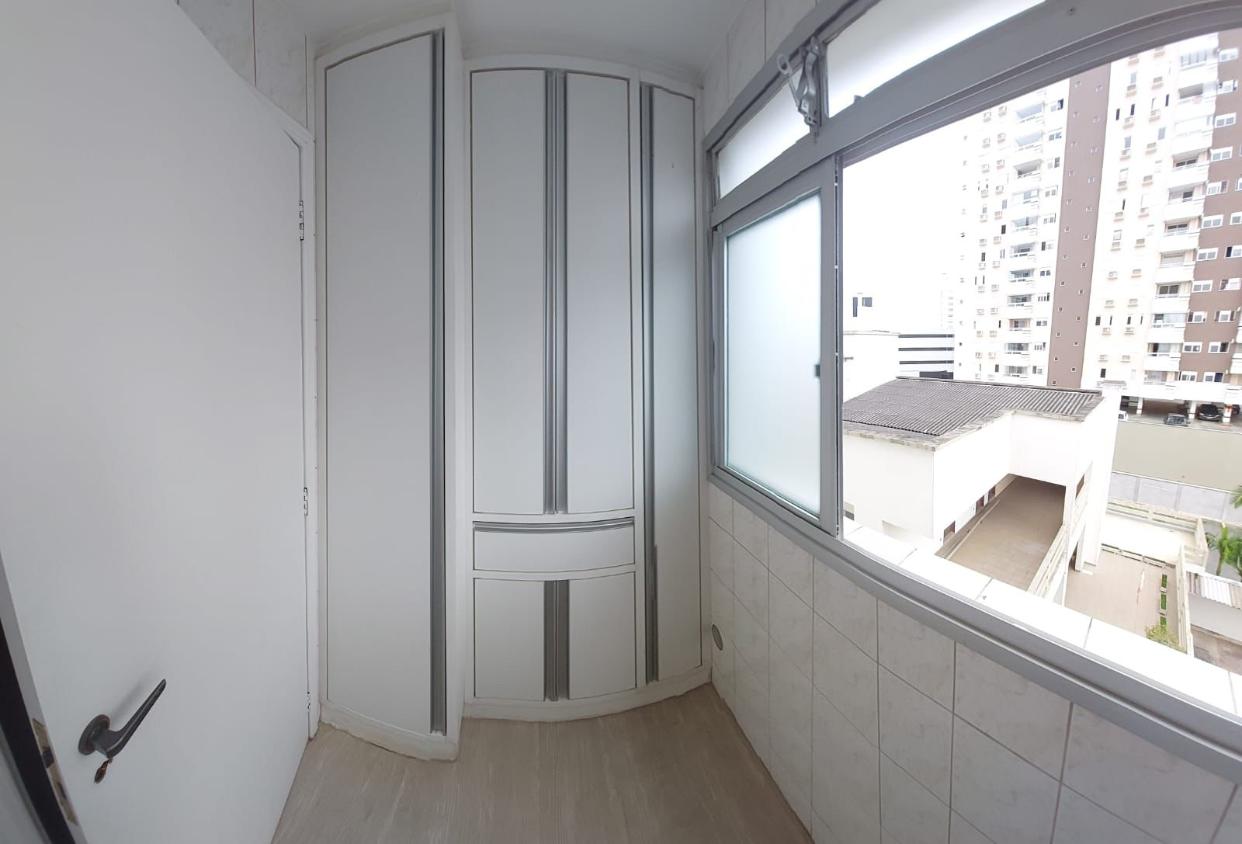 Apartamento à venda com 2 quartos, 60m² - Foto 9